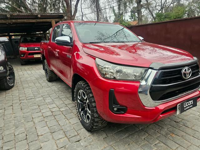 Toyota Hilux — foto 16 de 25
